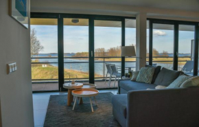 Appartement aan jachthaven met zicht op Veerse meer